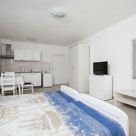 Ve-ro Apartament *